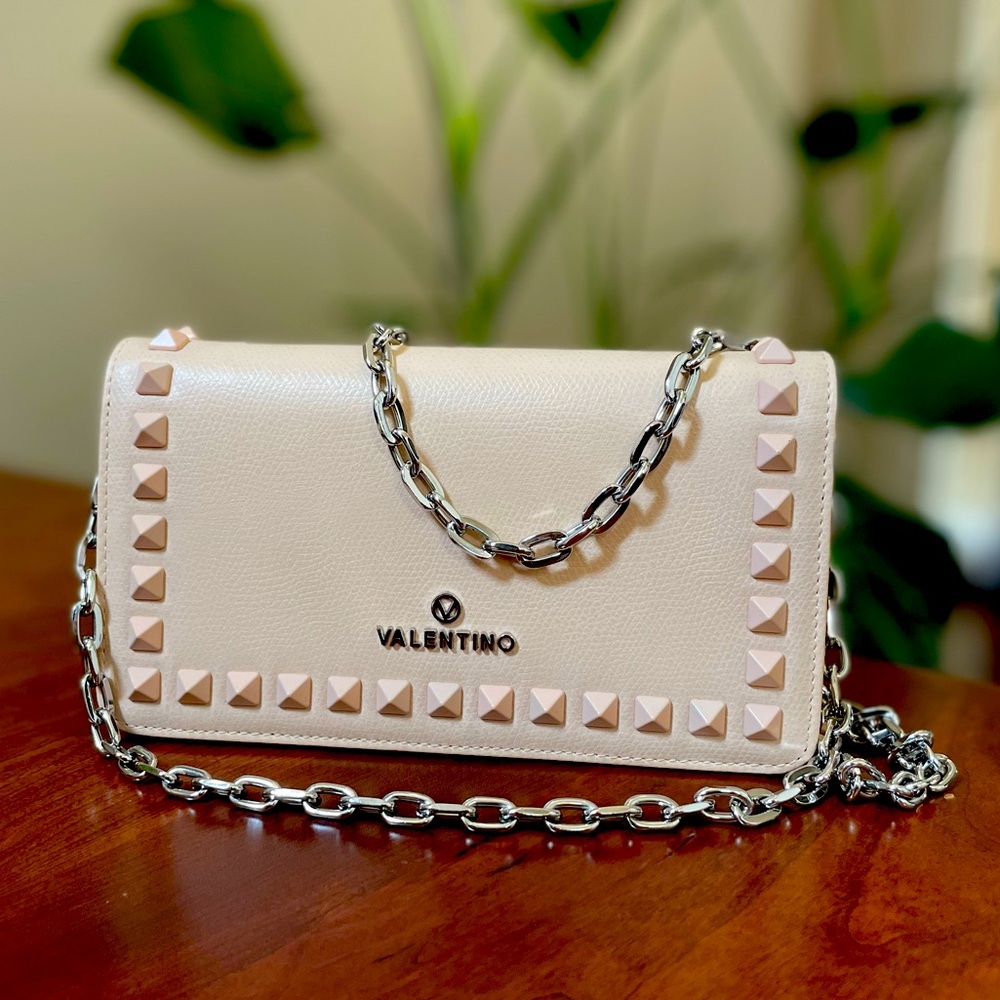<SOLD> Valentino rockstuds leather chain wallet